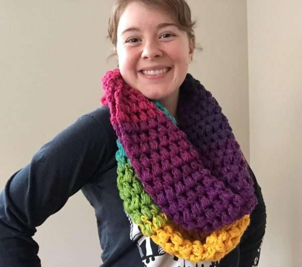 How to Crochet a Puff Stitch Infinity Scarf - This Pixie Creates
