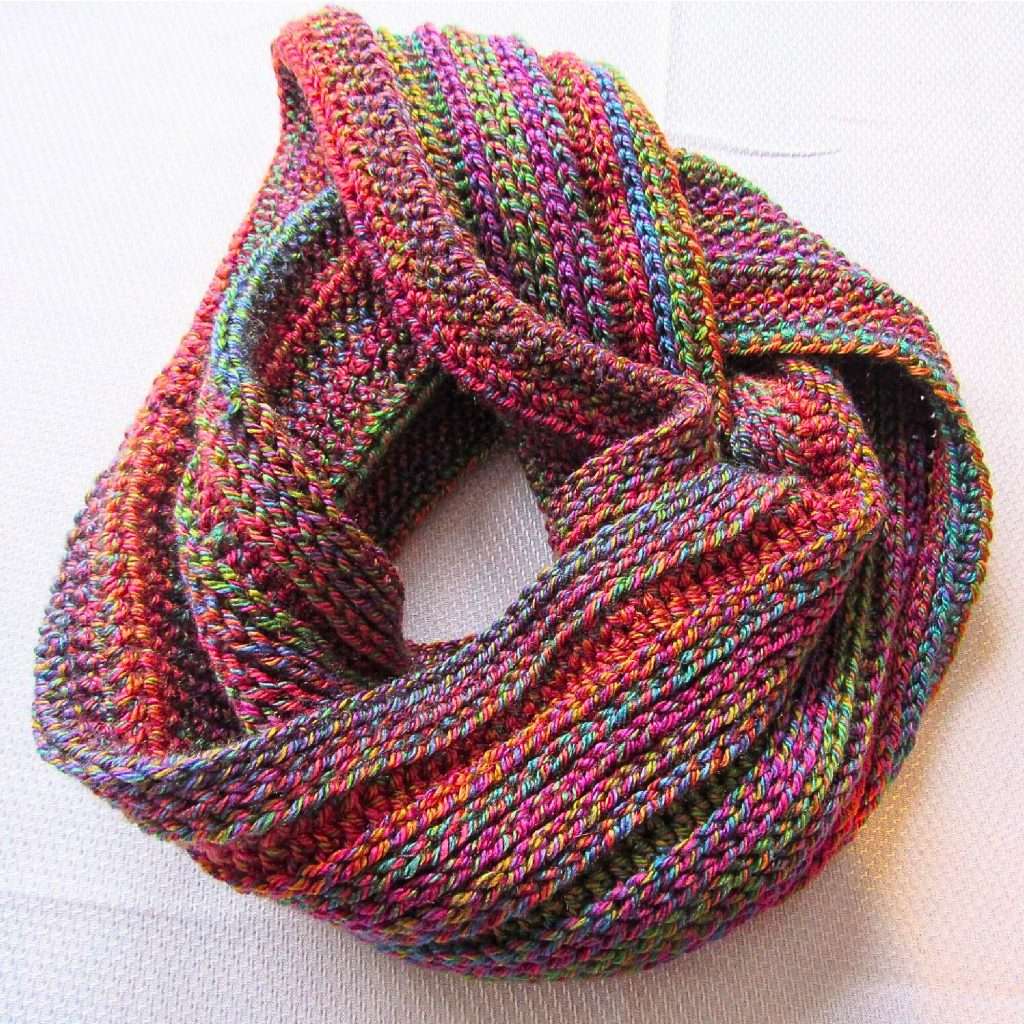 Knit-Like Crochet Camel Stitch Infinity Scarf Free Crochet Pattern