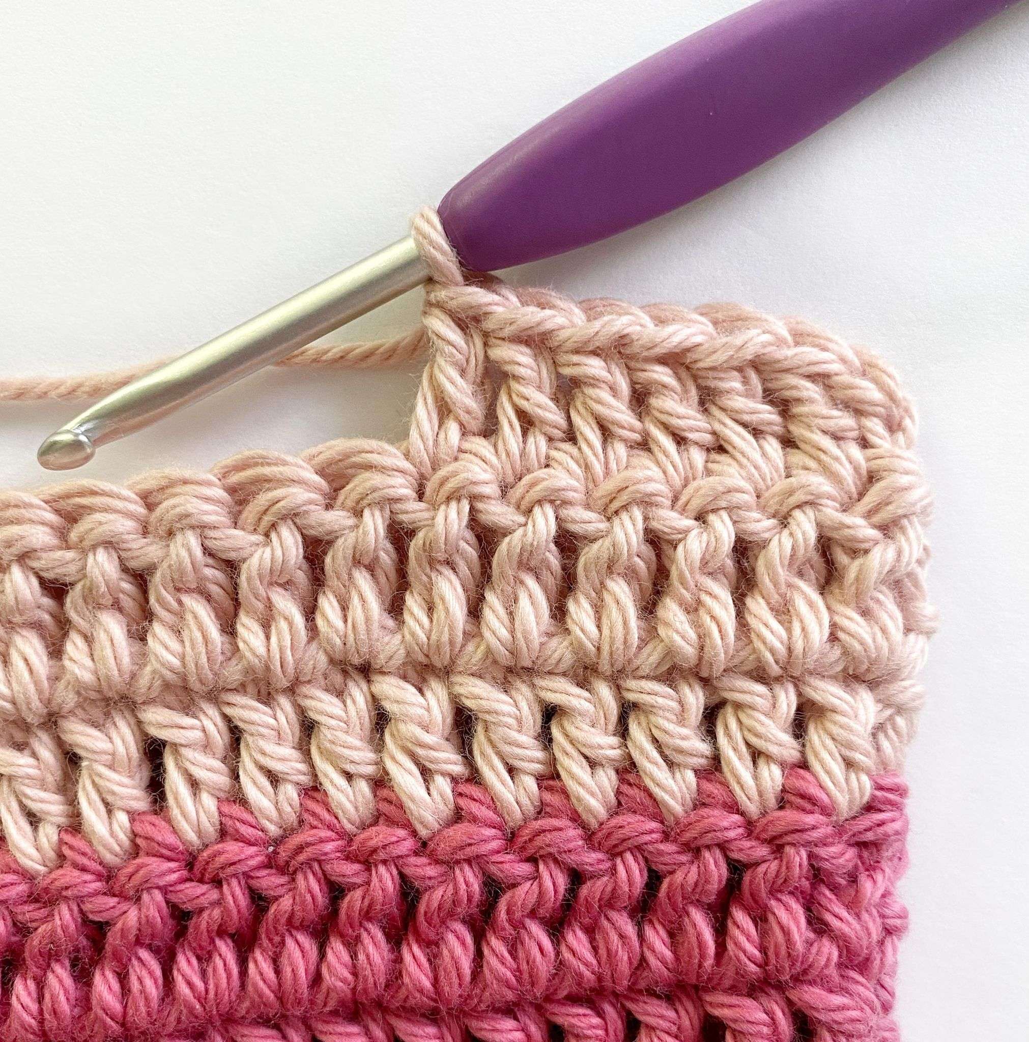 Crocheting the Potholder Closed