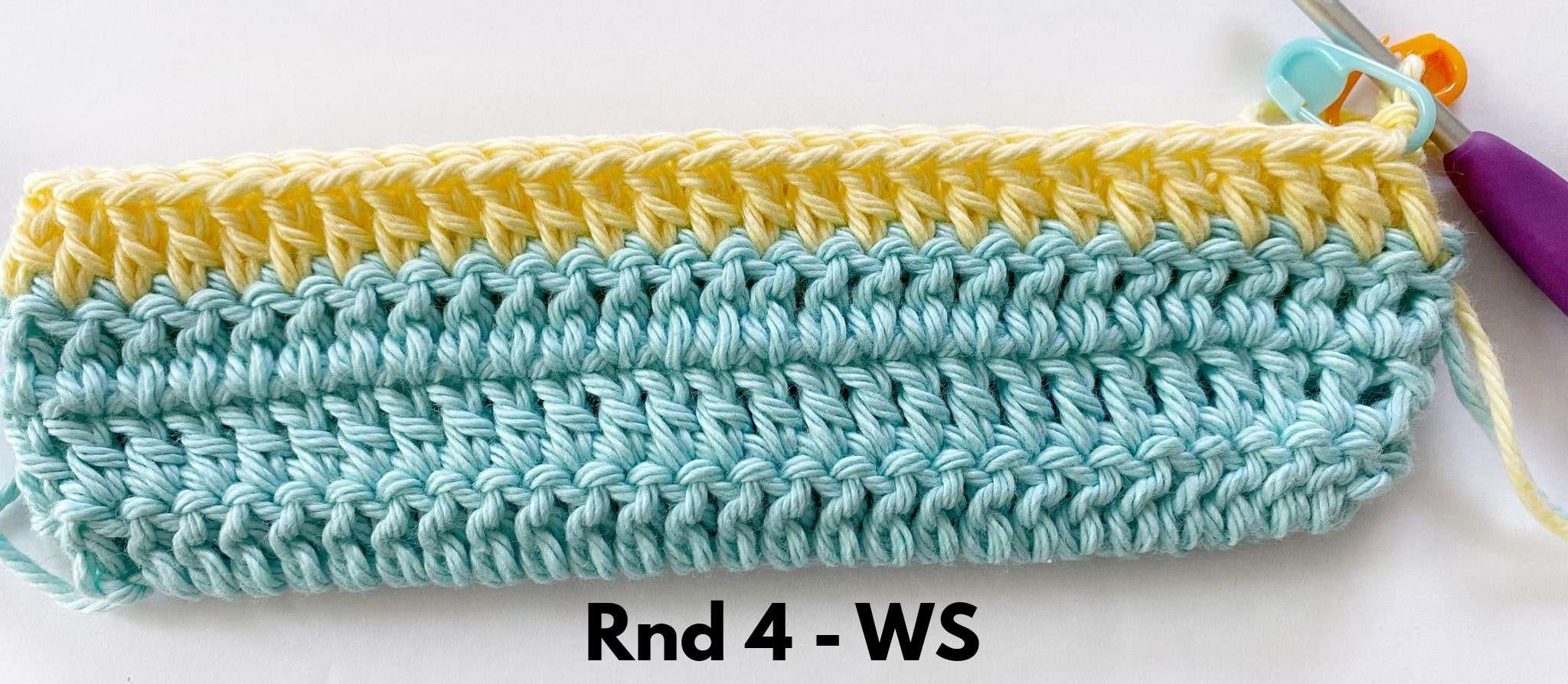 Round 4 of the double crochet potholder pattern