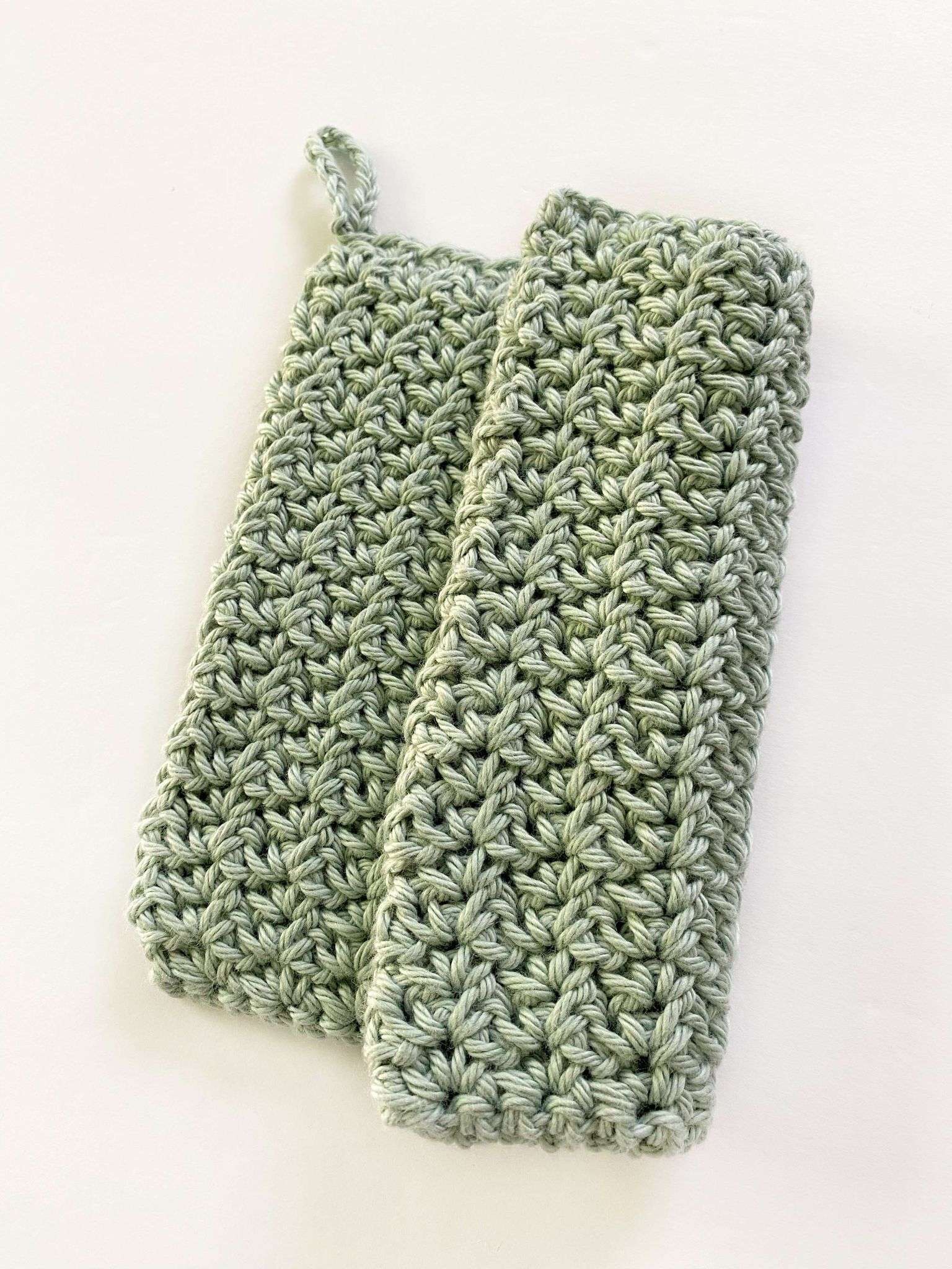 Side View of the Lacy Dainty Crochet Potholder Pattern