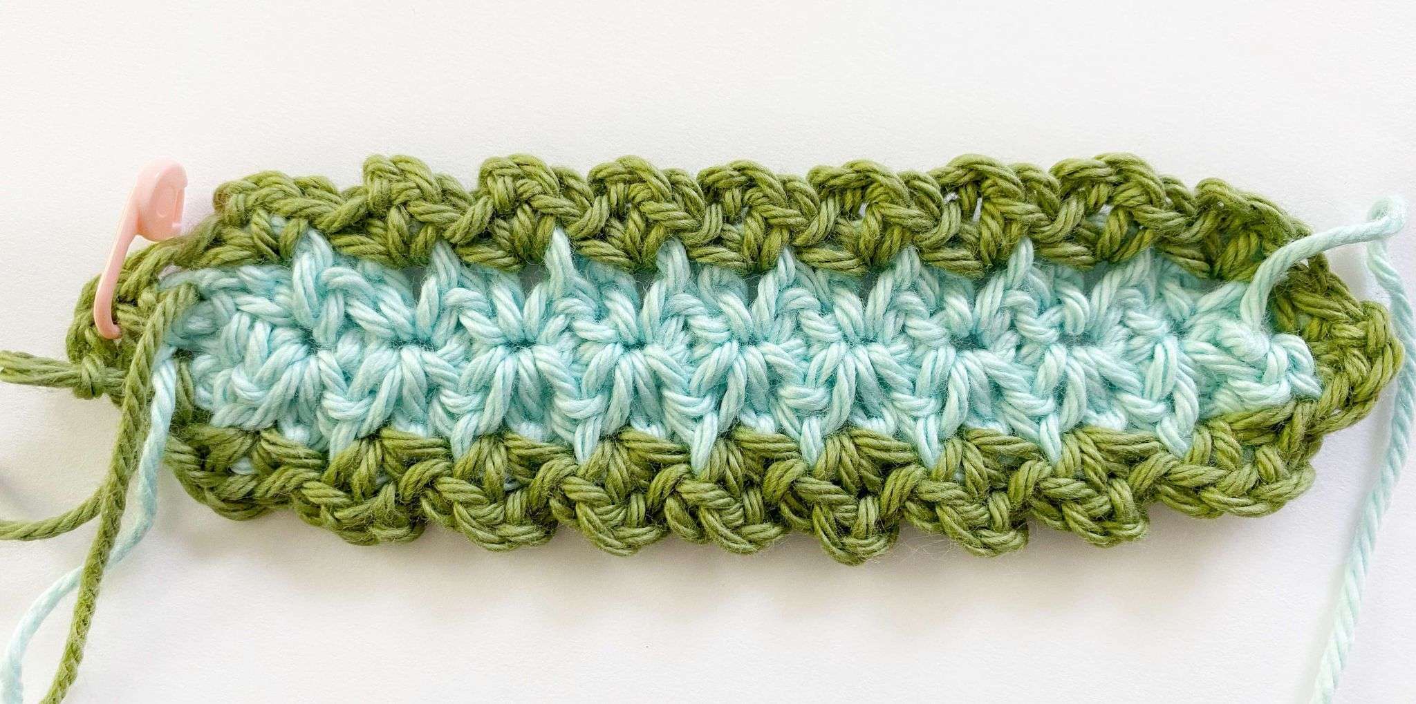 Round 2 of the Lacy Dainty Potholder