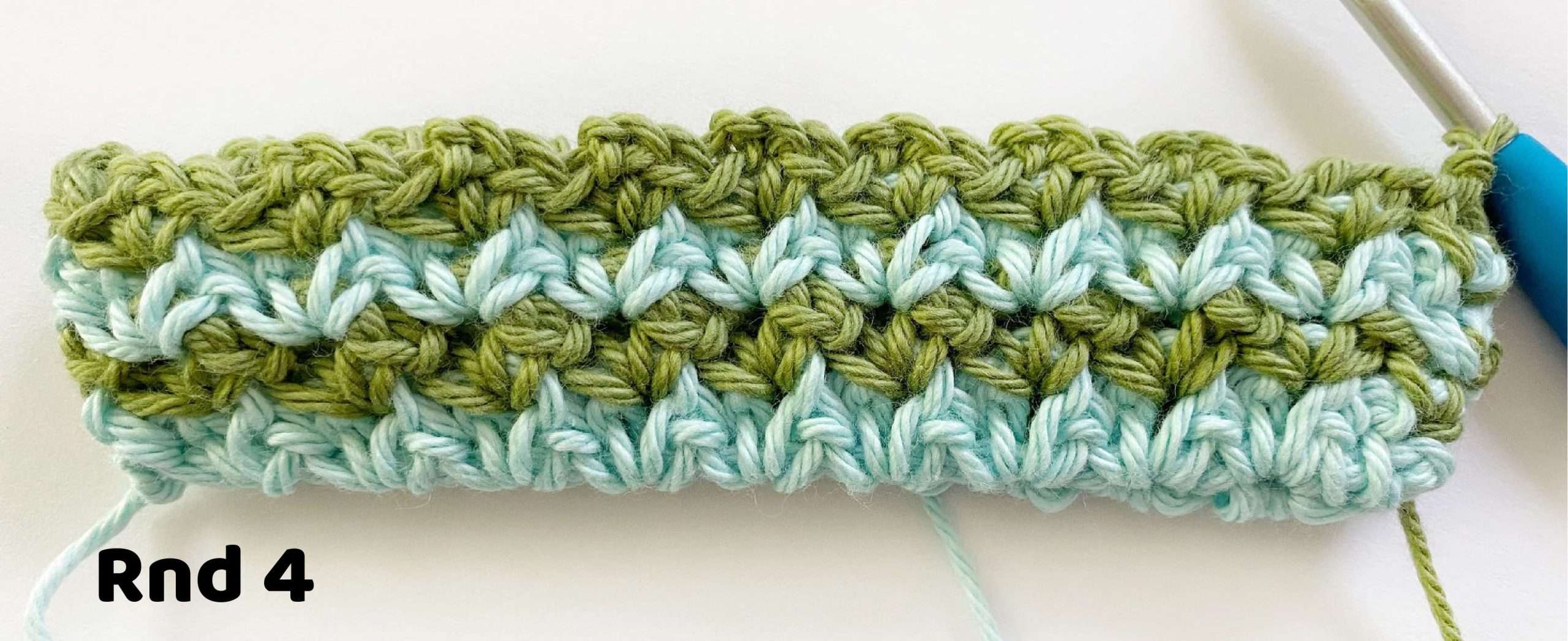 Round 4 of the Lacy Dainty Potholder