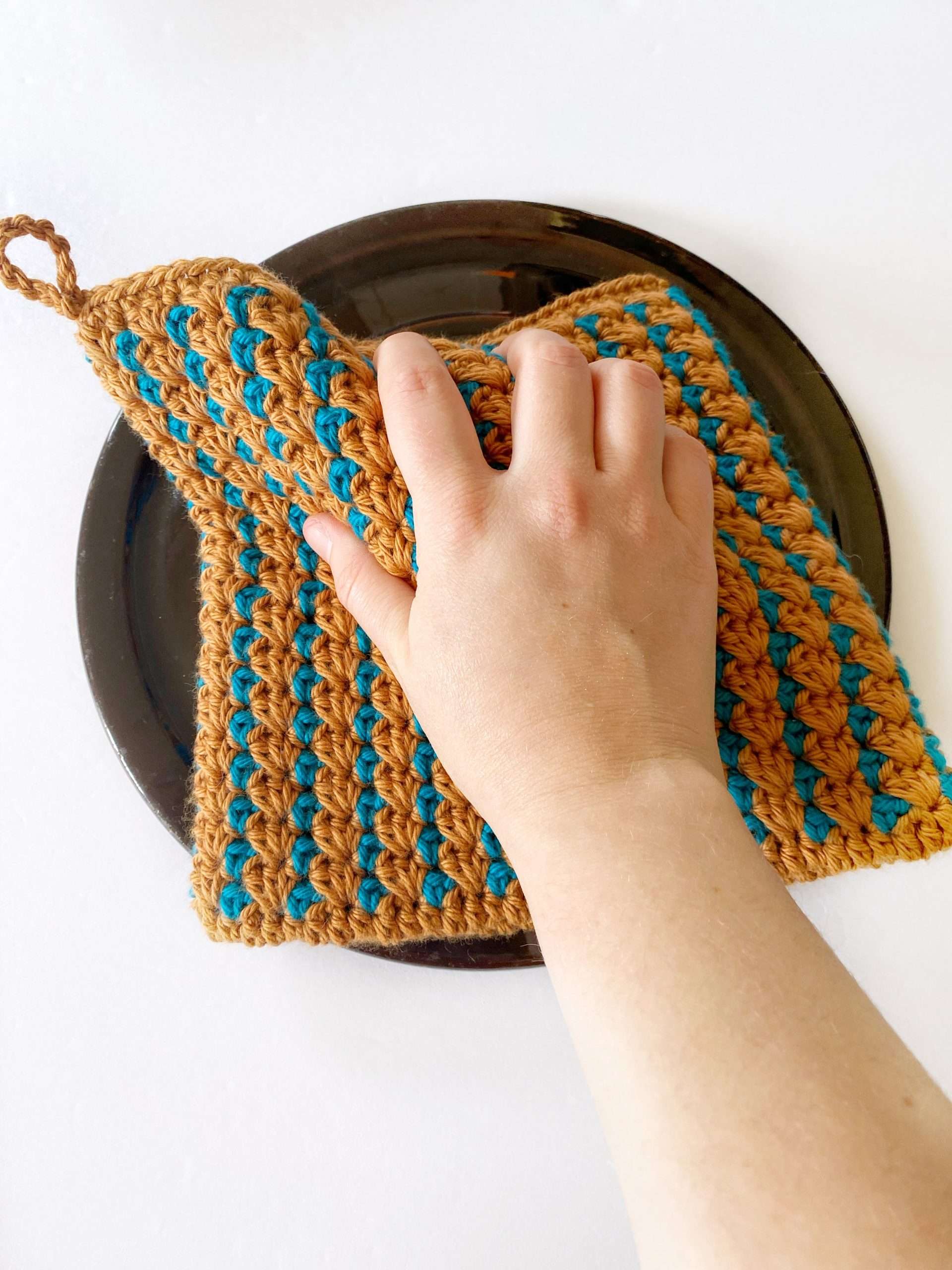 How to Crochet the Block Stitch Potholder