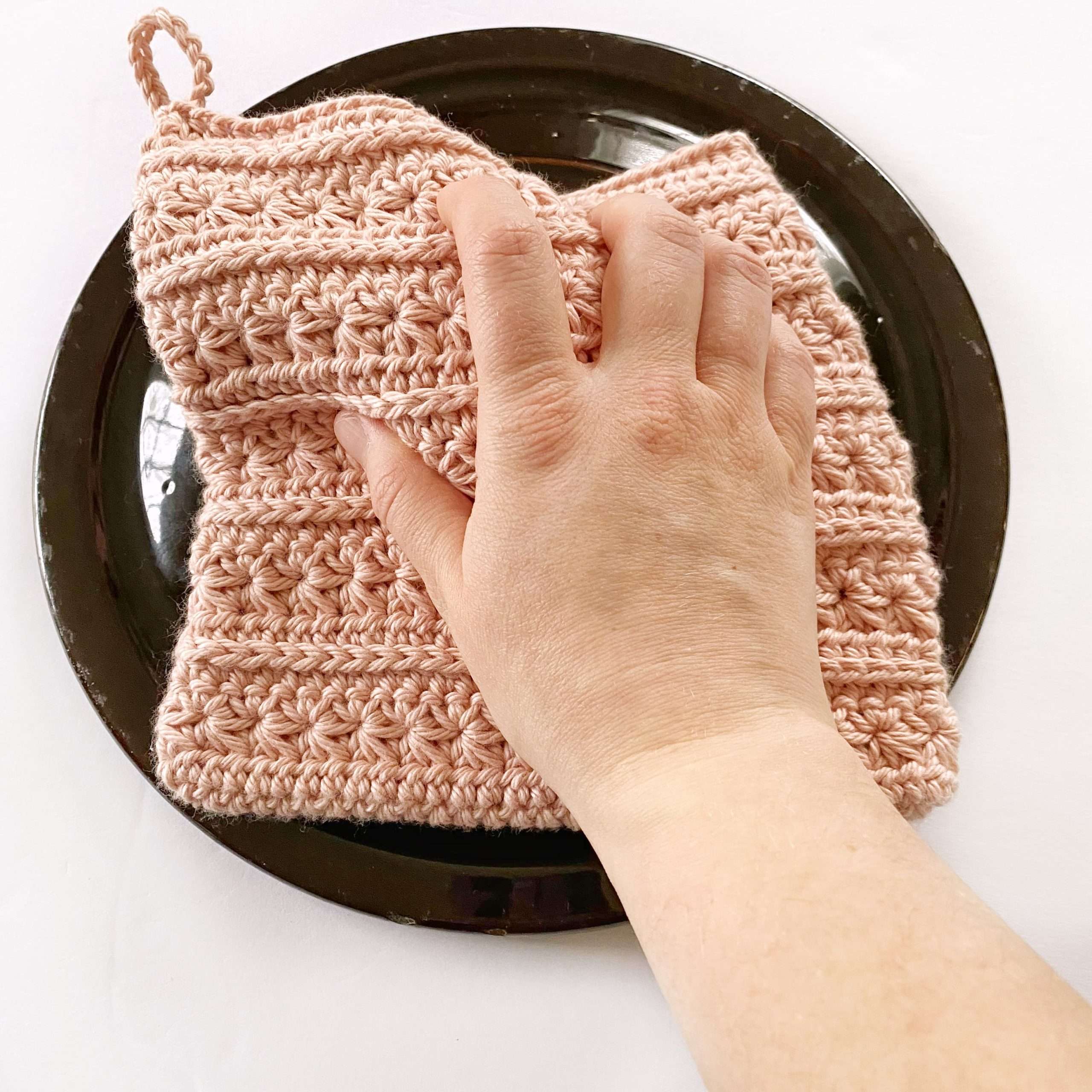 Textured Star Stitch Crochet Potholder in the Round Pattern