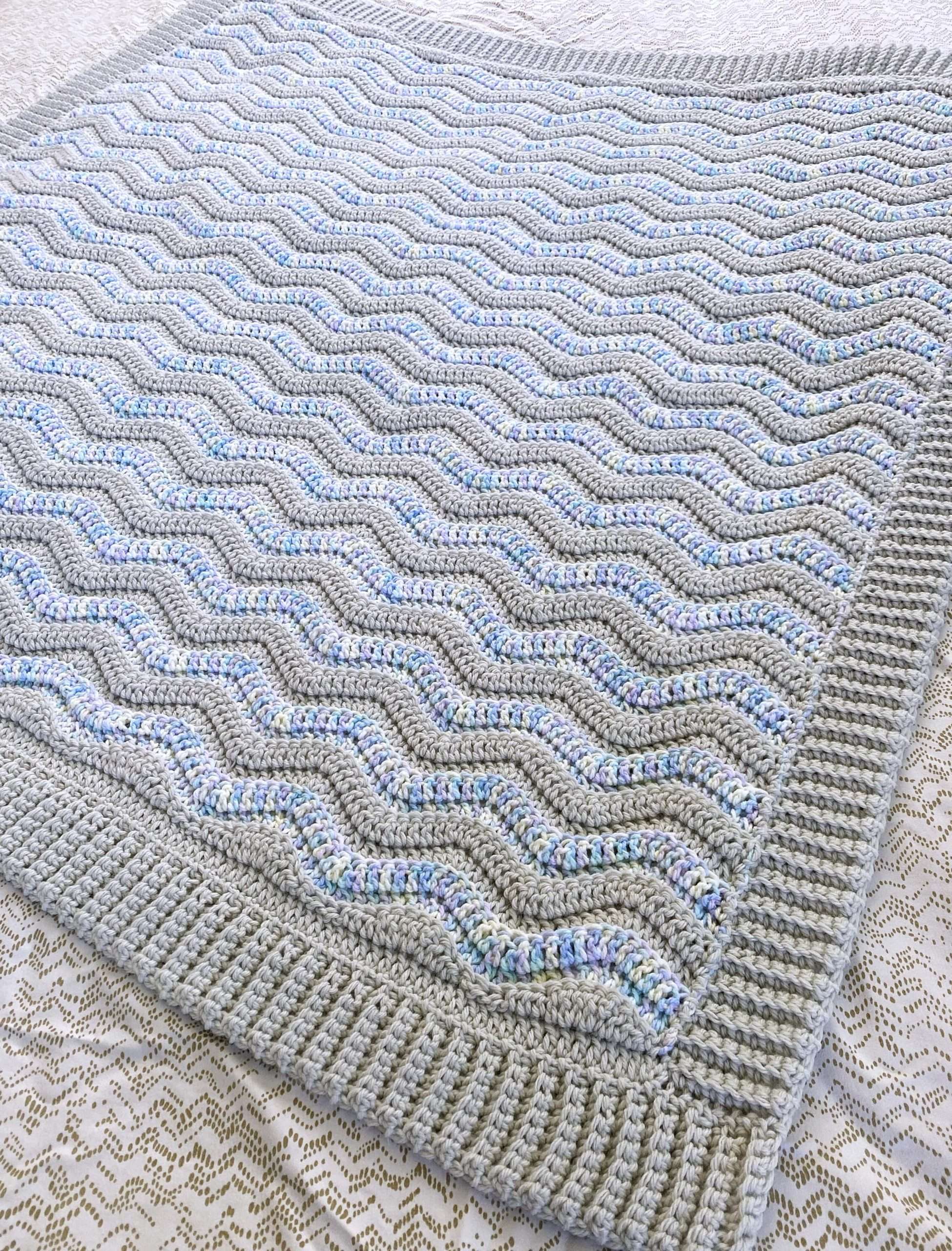 How to Crochet a Squared Off Ripple Wavy Baby Blanket