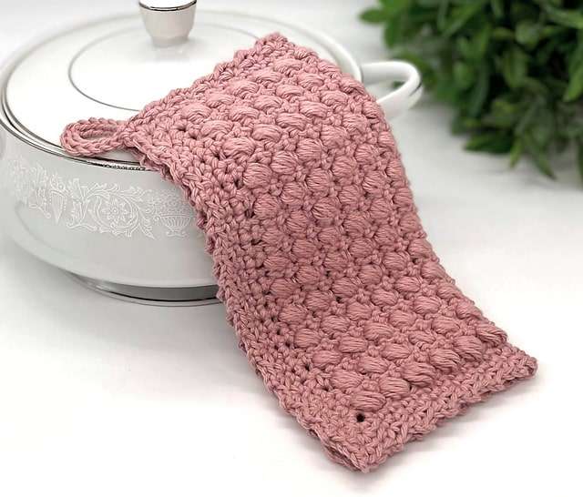 Lucia Crochet Potholder by The Crochet Village