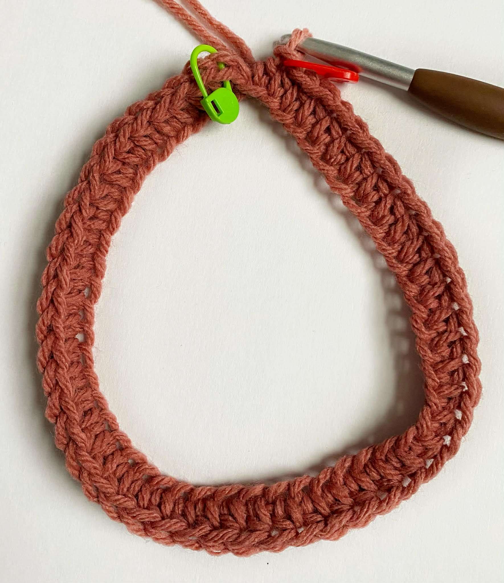 Rnd 1 of the Written in the Stars Cowl and Infinity Scarf